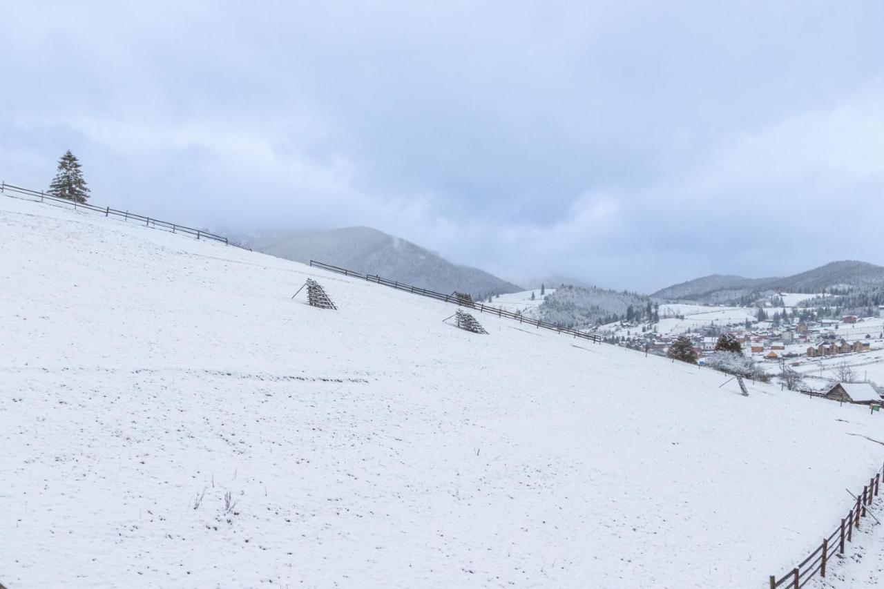 Шепіт Лісу Hotel Bukovel Bagian luar foto